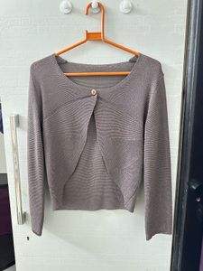 Elegant Knit Cardigan