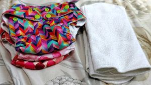 Supper bottom uno cloth diaper with booster pad