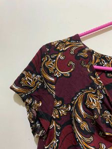 Floral Top Stretchy B-34-38 L-25.5