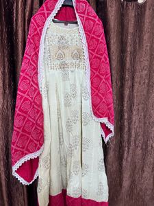 anarkali with dupatta