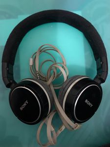 SONY WIRED HEADFONES