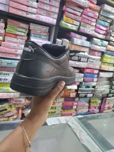 Men’s Lightweight Comfortable Laceup Black Sneake