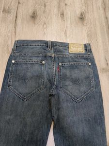 Ma2140 Levi's jeans waist 32 inches