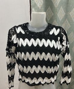 Stylish Black & White Top