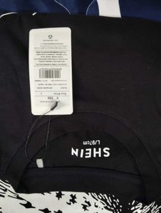 Shein Oversized Cat Graphic T-shirt