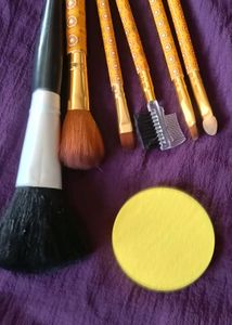 Makeup Brushes