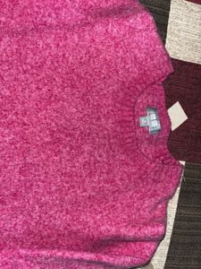 UNIQLO Pink Knit Pullover