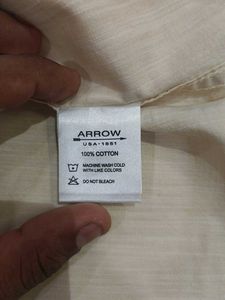 Arrow Sport Men Shirt. Size 39.
