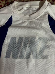 nike brand new heavy quality tshirt