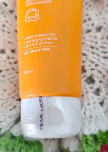 Dot &amp; Key Mango Detan Face Wash