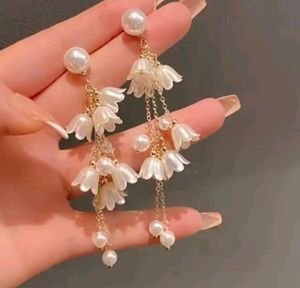 Long flower Earrings 🌷