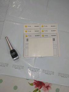 6 Labels And 4 Bags With Waterproof Eyelinear