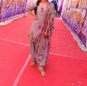 Kurta Suit