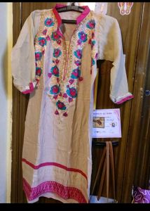 Combo Of One Kurti And Four Suit