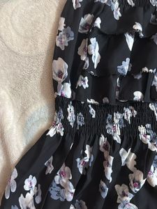 Floral Ruffle Crop Top