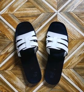 LUNA BLU Flats