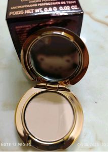 Charlotte Tillbury Airbrush Flawless Compact