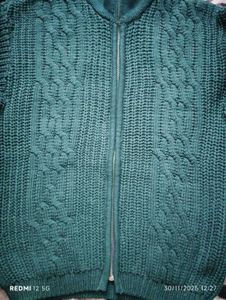 Cozy Green Knitted Sweater 💚