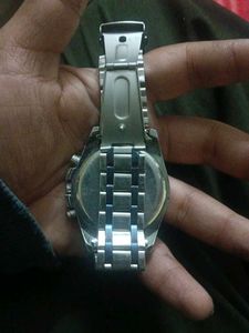Stylish Silver Wrist Watch