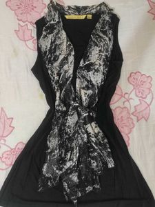 Chic Black Y2k Style Top