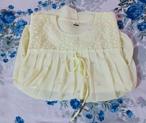 Elegant Light Yellow Chiffon Top
