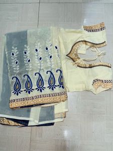 Elegant New Cream &amp; Navy Saree