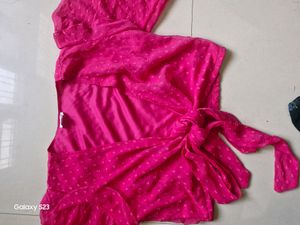 Sera Pink Wrap Crop Top 💗
