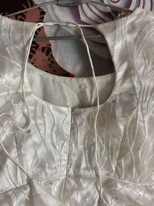 White Kurti