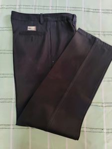New Men Trouser, Walls Br Of Oman, 30&#34; Waist, 43&#34;