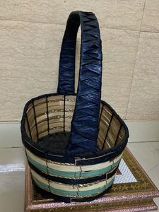 Woven Storage Nlue Gold Basket