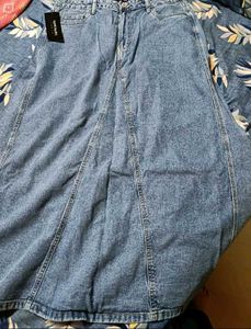 NEW WASHED DENIM SKIRT