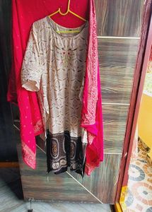 Beautiful Dupatta With Kurta