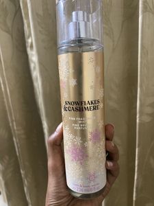 Snowflakes &amp; Cashmere Fragrance Mist