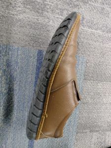 Men&#39;s Leather Slip-On Loafers