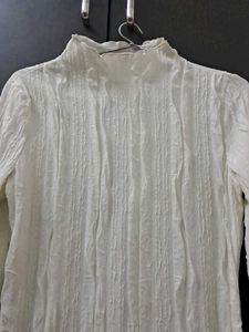 Elegant Textured Turtleneck Top