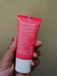 Dot &amp; Key Strawberry Strobe Cream