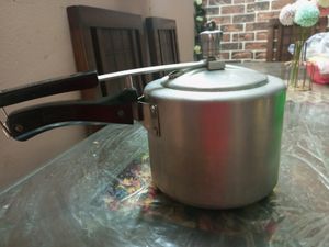 MILTON Pressure Cooker 3 Litre