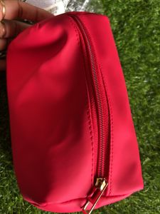 Mac Red Travel Pouch