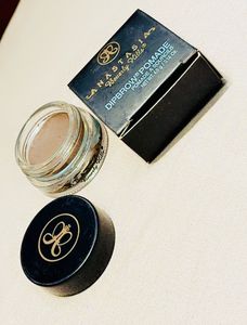 Anastasia Beverly Hills DIPBROW® Pomade Eyebrow