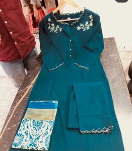 Floral Cut Neck Embroidery Kurta Set