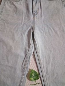 ice blue straight fit jeans for women