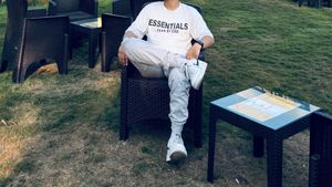 Essentials Fear of God Tee