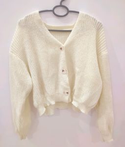 Urbanic Knit Cardigan 🤍