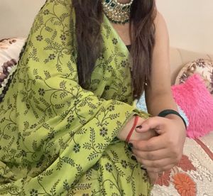 Girlish Saree Looks Beautiful Very Light Weighted