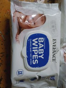 Little Smile Dry Feel Baby Pants – Medium 70 pcs