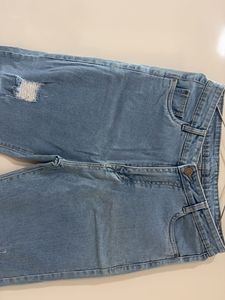 Distressed Wide Leg Jeans