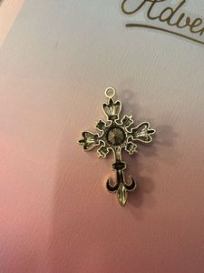Victorian Era Pendant ⭐️