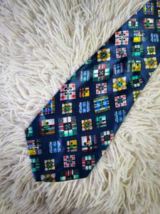 Tie