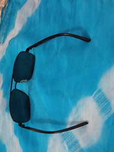 Black Square Sunglasses