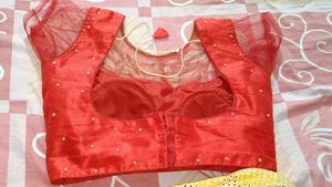 Red Blause